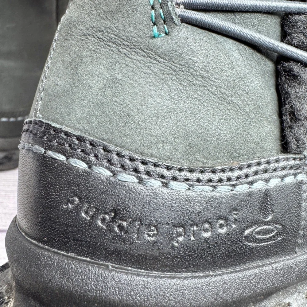 Nike Valenka 2 ACG Puddle Proof size 7 Winter Boots Grey Nubuck Shearling Lined‎